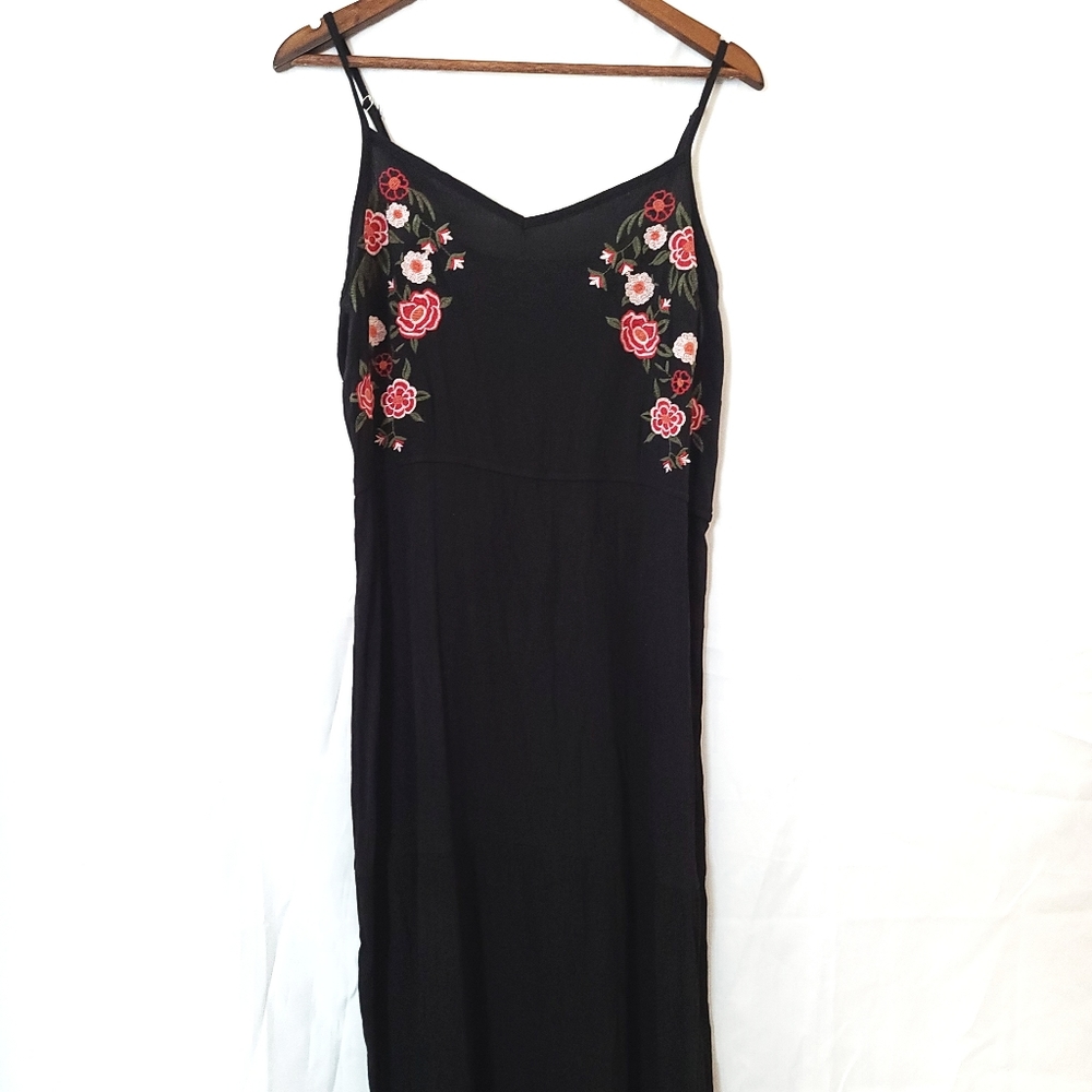 Black floral maxi dress size XL